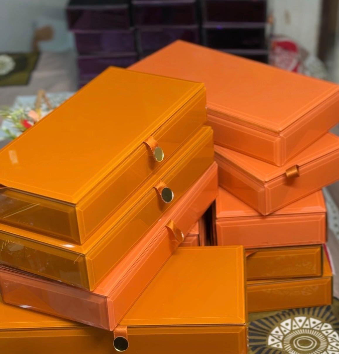 Cavity Gift Box - view 1