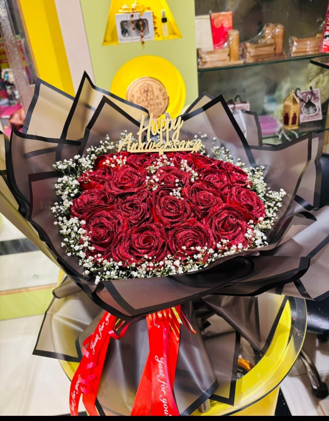🌹 Crimson Romance Bouquet - view 1